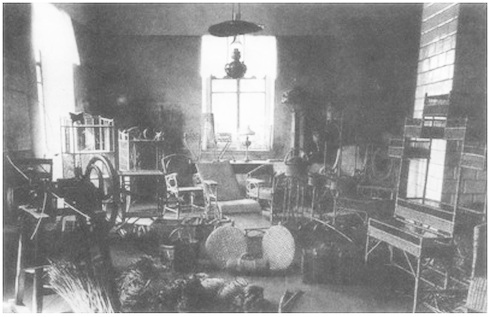 Плеценая мэбля